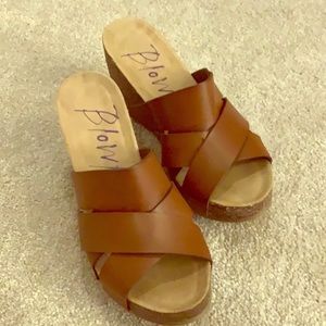 Blowfish slides size 7 never worn